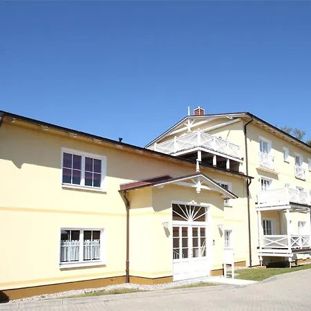 Apartment Stadtvilla-Wohnung-01-Mit-Eigener-Garage *