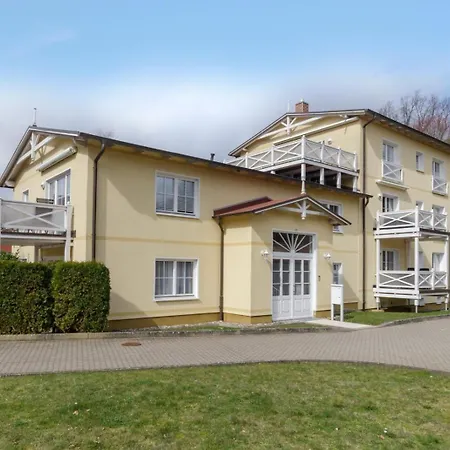Apartment Stadtvilla-wohnung-01-mit-eigener-garage Kuehlungsborn
